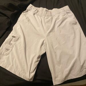 Columbia Men's Cargo Shorts in Light Gray